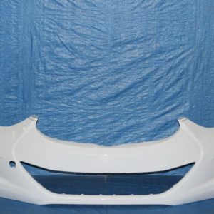 Передний бампер в цвет Hyundai Elantra 2010-2014