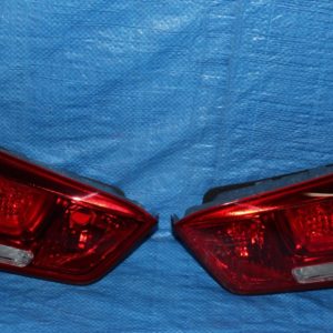 Фонарь задний внутренний седан Kia Rio III 2015-2017
